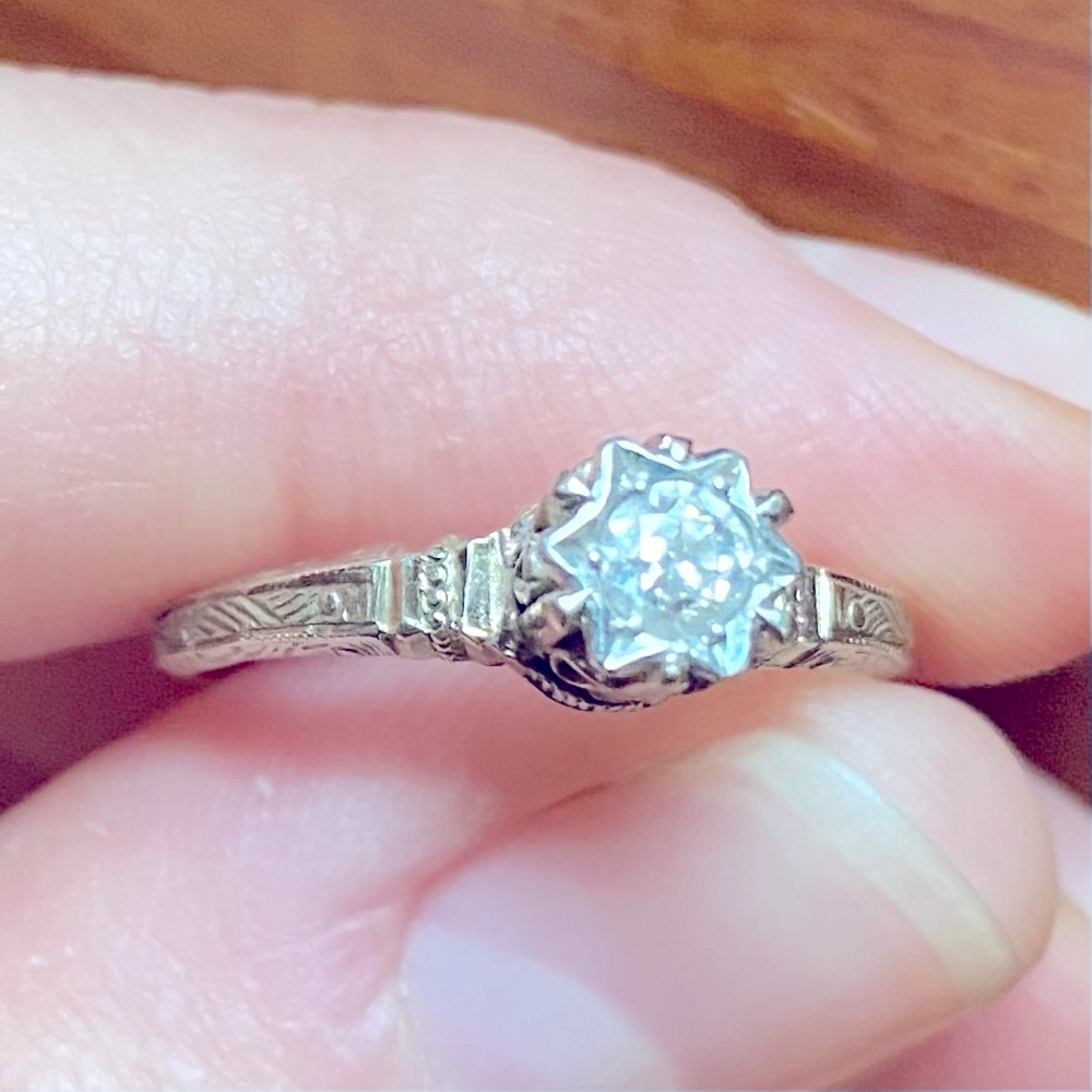Antique 14k white gold ring